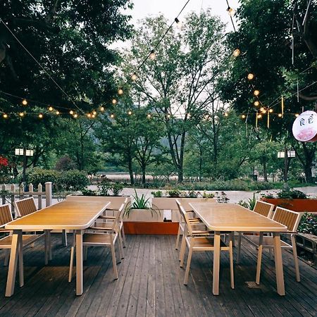 Ancient Street No.5 Youth Chic Hotel Wuyishan  Esterno foto